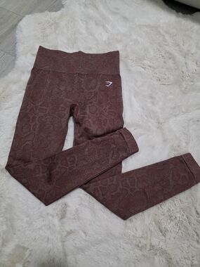 Gymshark Adapt Seamless Animal Print Leggings - Size Small - Dark Pink